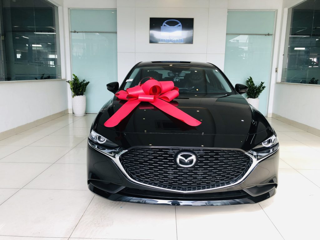 Mazda 3 Deluxe 2023 - Hình 2