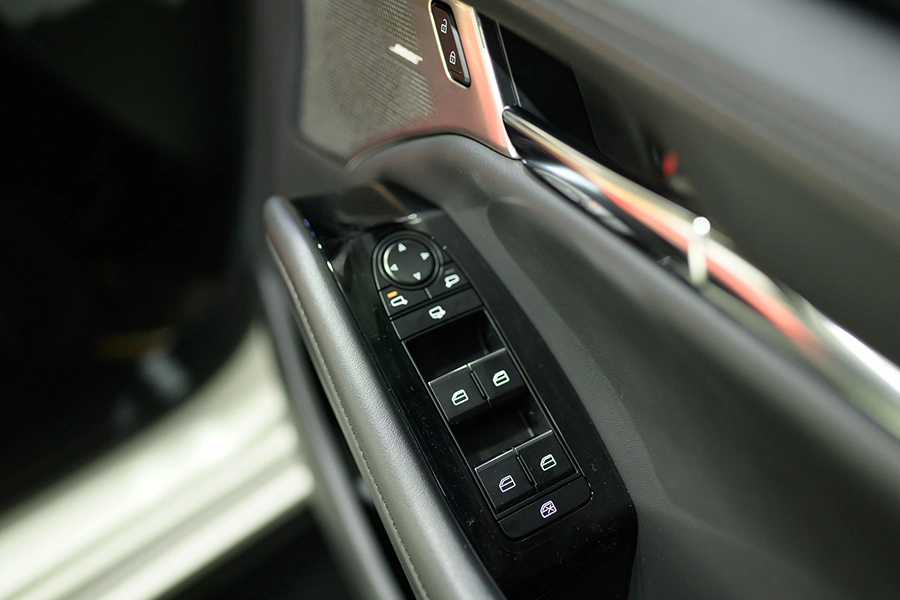 Mazda 3 Deluxe 2023 - Hình 11 Mazda 3 Deluxe 2023 - Hình 11