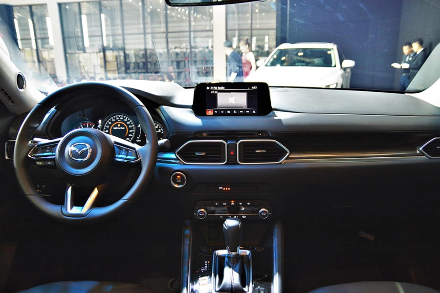 Mazda CX-5 Luxury - Hình 10